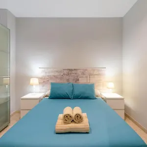 Appartement Behouse Reyes Catolicos