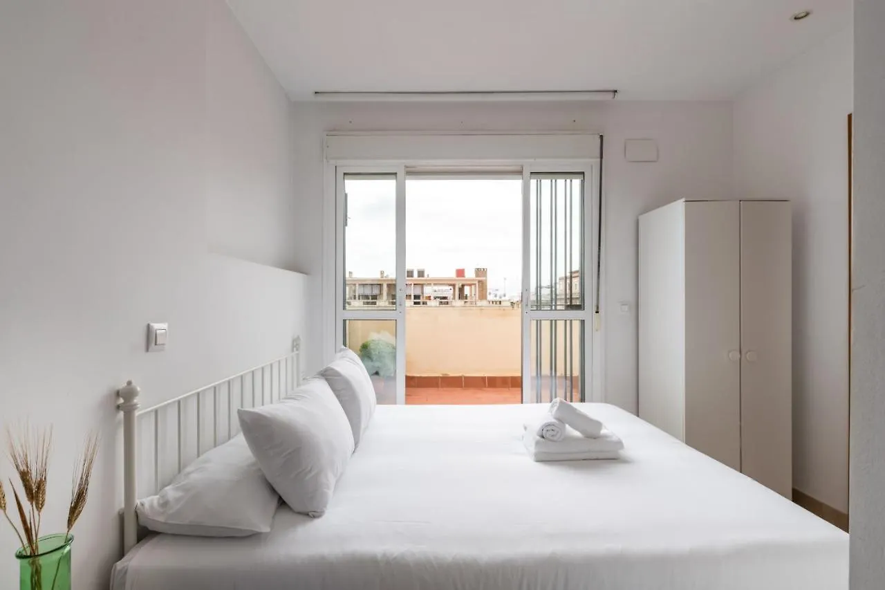 Holi-Rent Apartamento Resitur Seville Apartment