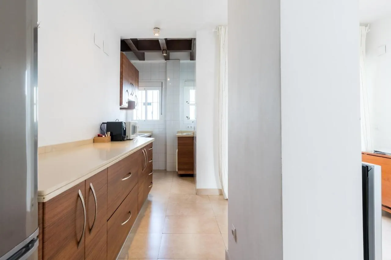 Holi-Rent Apartamento Resitur Seville 0*,